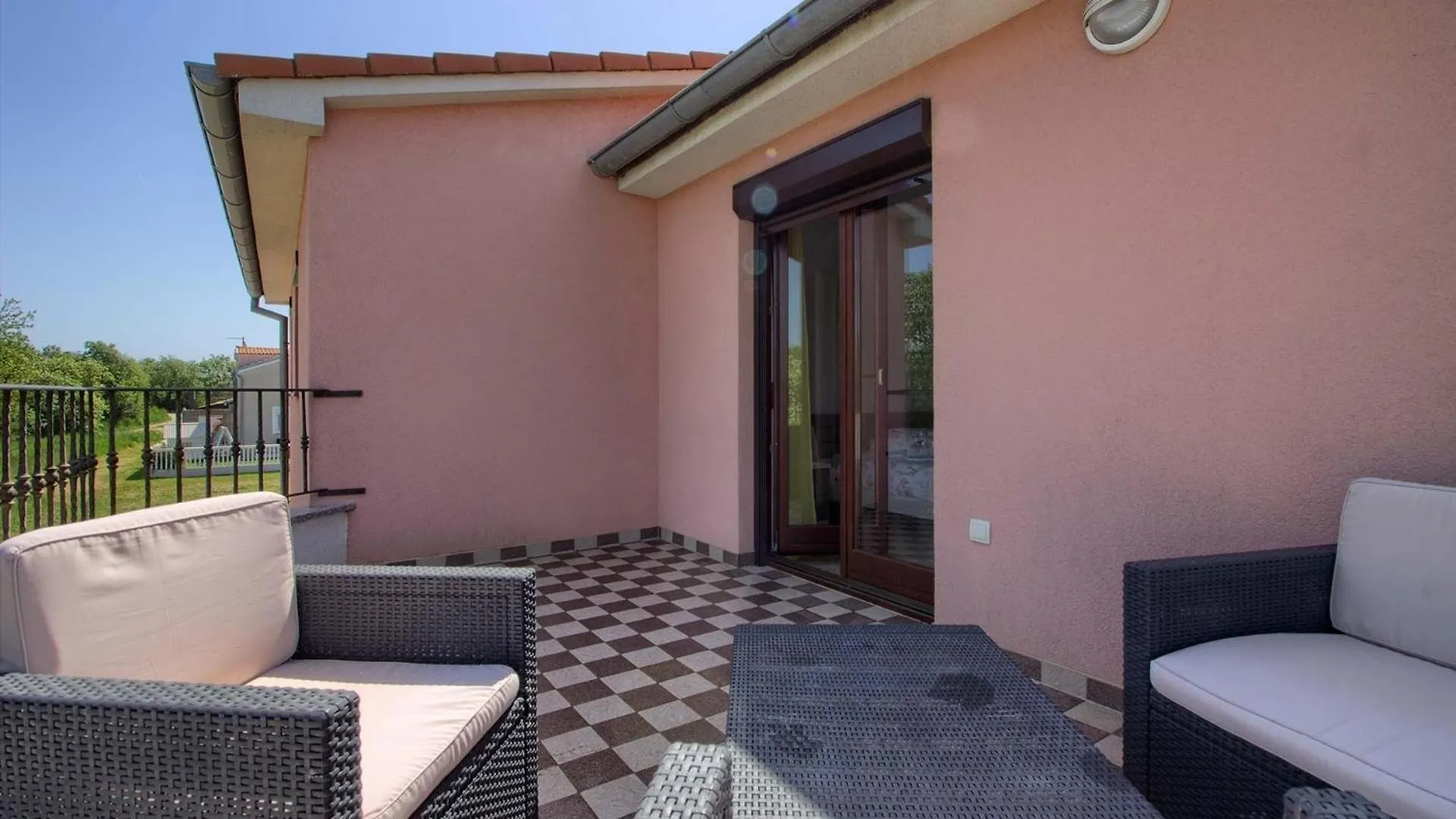 Ferienhaus Mit Privatpool Fuer 6 Personen Ca 140 Qm In Liznjan, Istrien Suedkueste Von Istrien Holiday home
