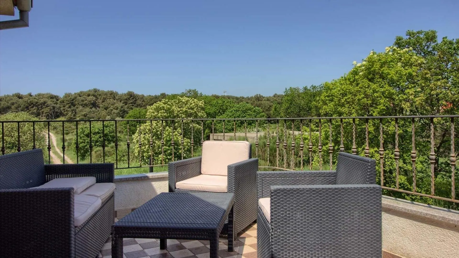 Ferienhaus Mit Privatpool Fuer 6 Personen Ca 140 Qm In Liznjan, Istrien Suedkueste Von Istrien 0*, Liznjan